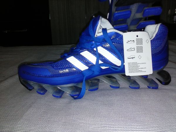 Tênis esportivo adidas springblade